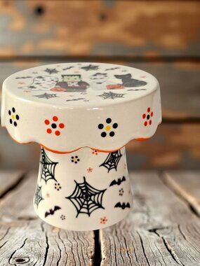 Temp-tations By Tara Halloween Boofetti Cupcake Candle Stand Hand Painted